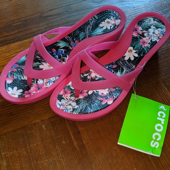 crocs isabella wedge flip
